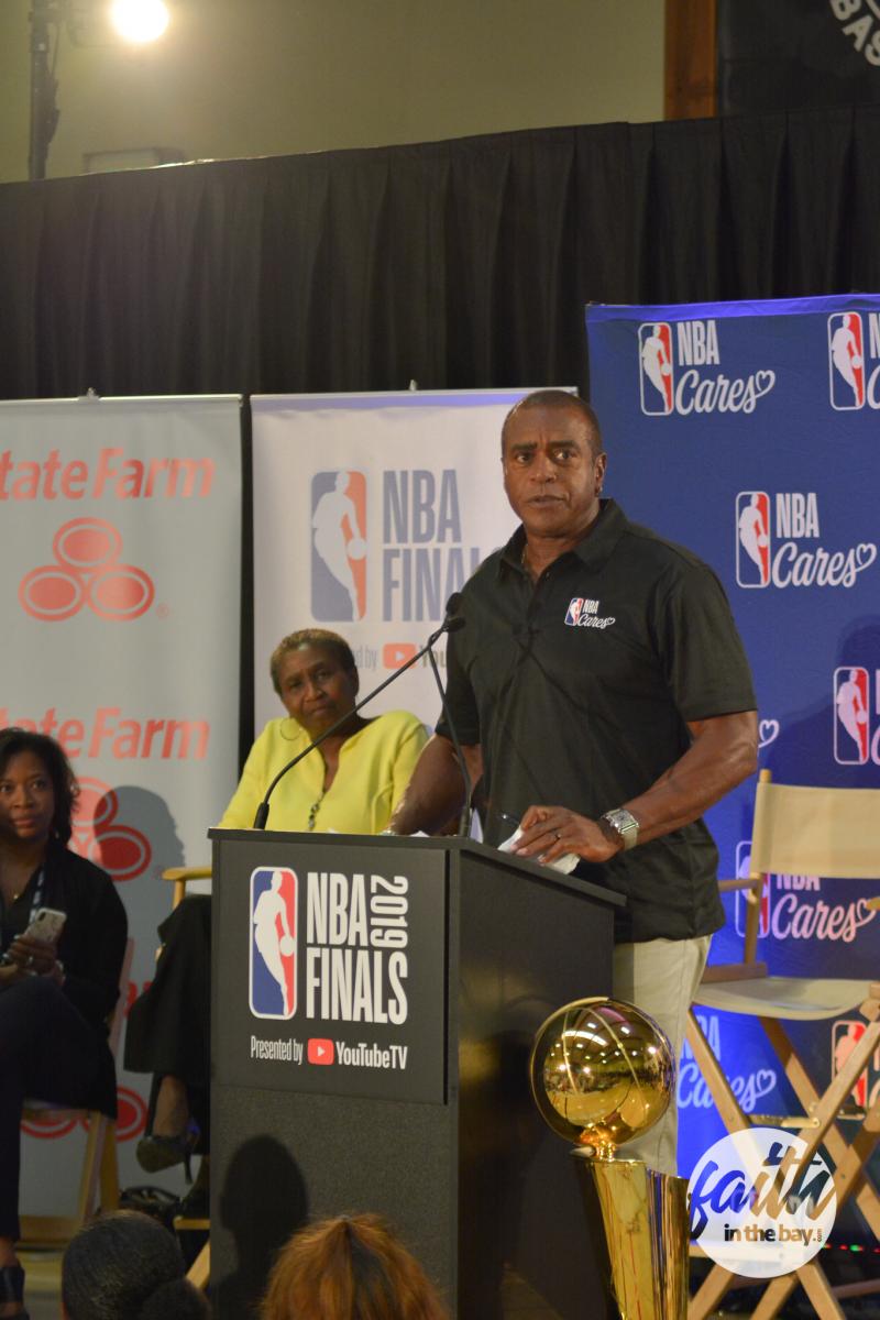 warriors-nba-cares-ira-jenkins-rec-center-2019-6421
